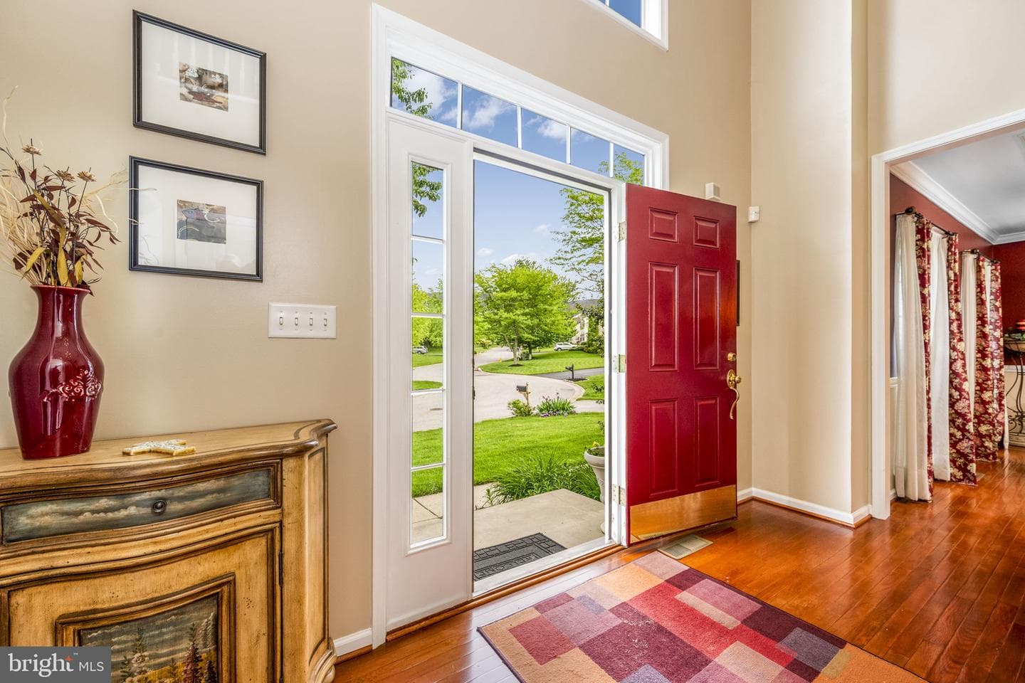 430 Dartmouth Lane photo 3