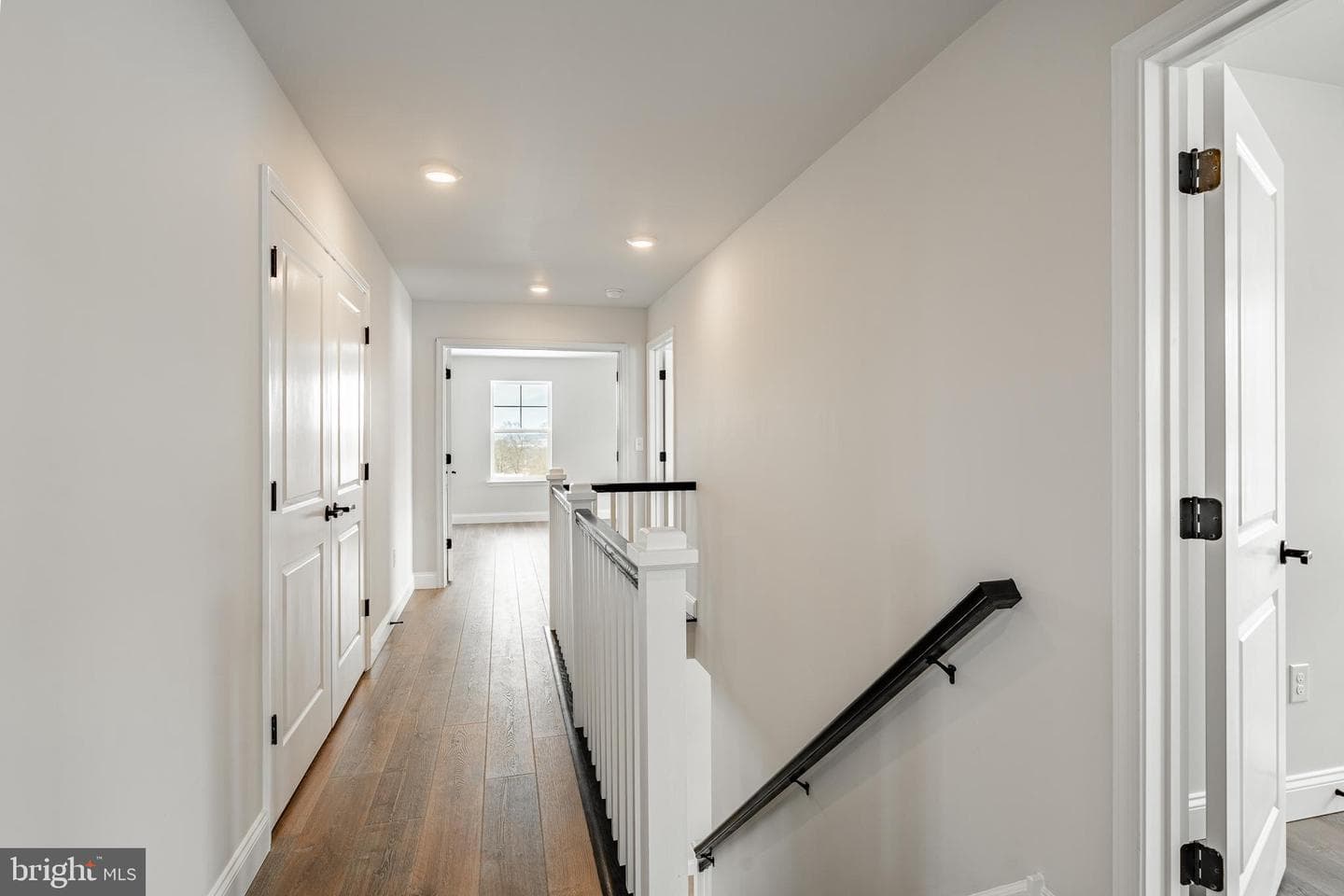104 Ferry Lane photo 19