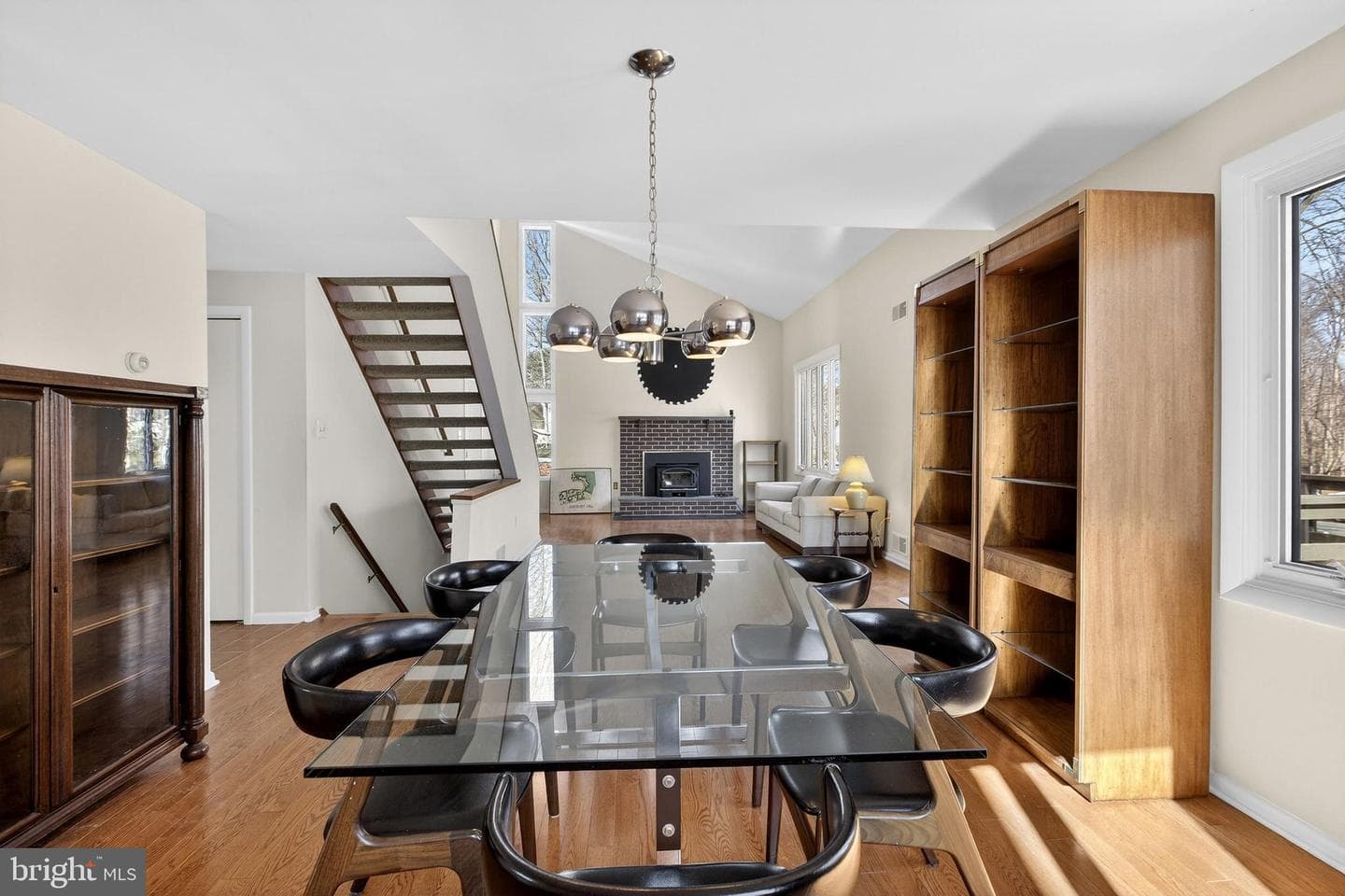 1072 Forest Road photo 12
