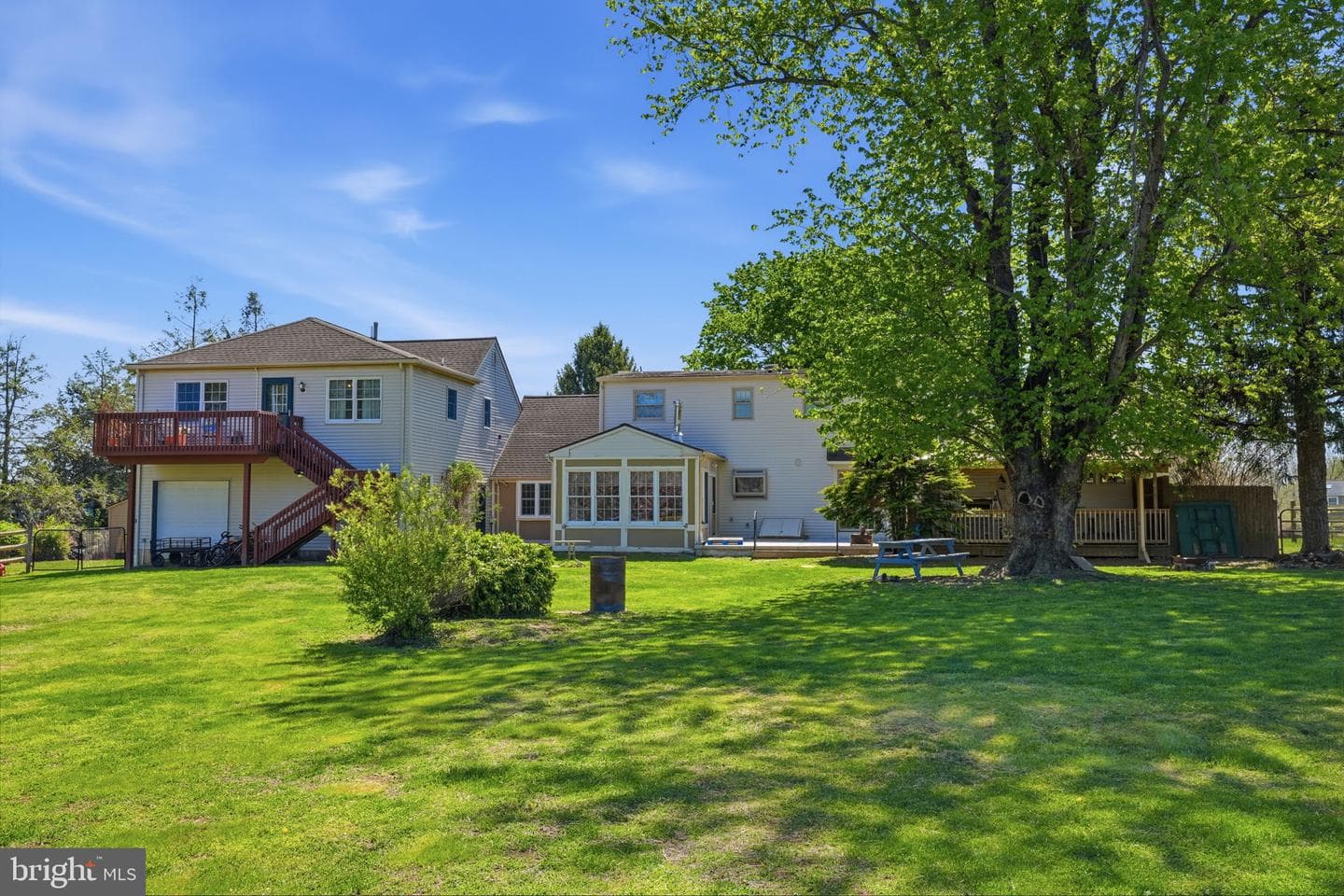 55 Lakeview Drive photo 60