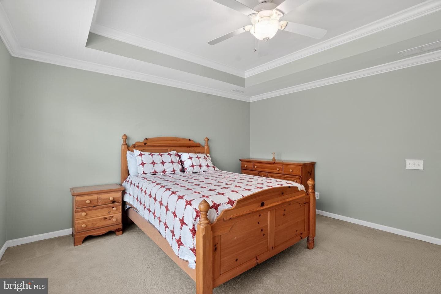 694 Churchill Road photo 32