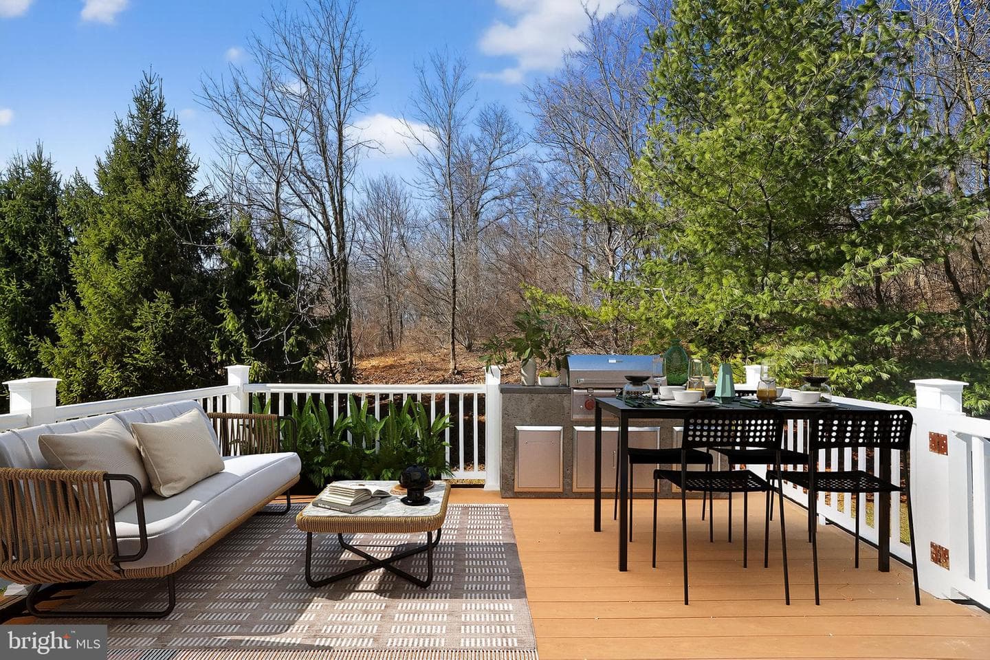 694 Churchill Road photo 42
