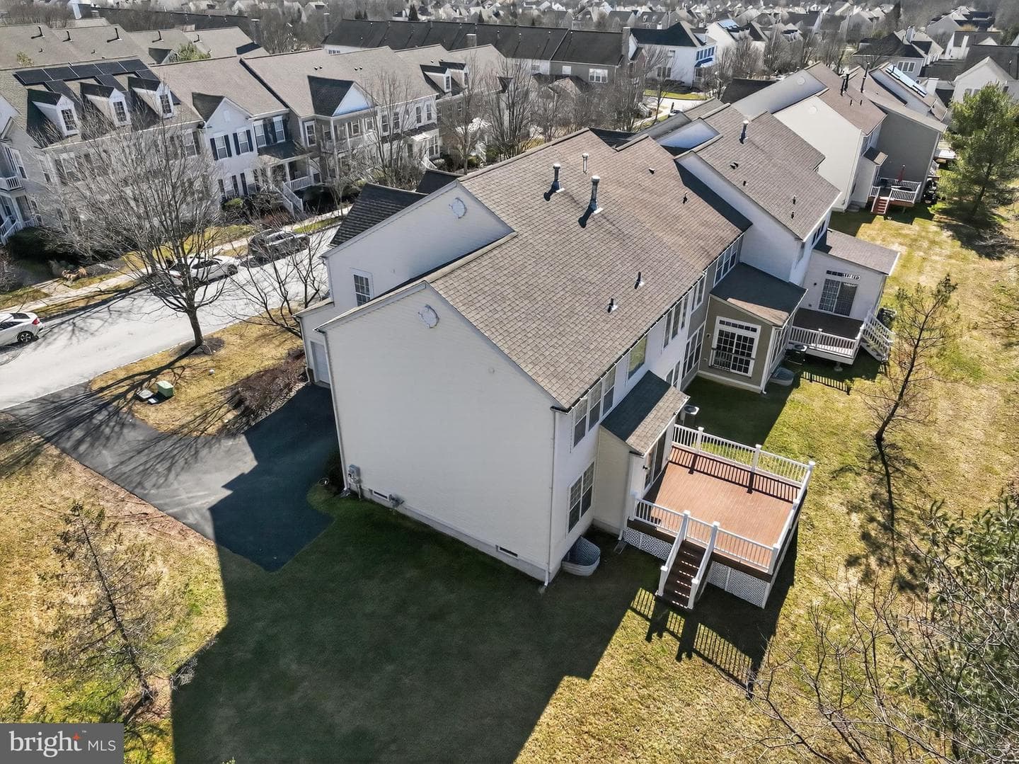 694 Churchill Road photo 46