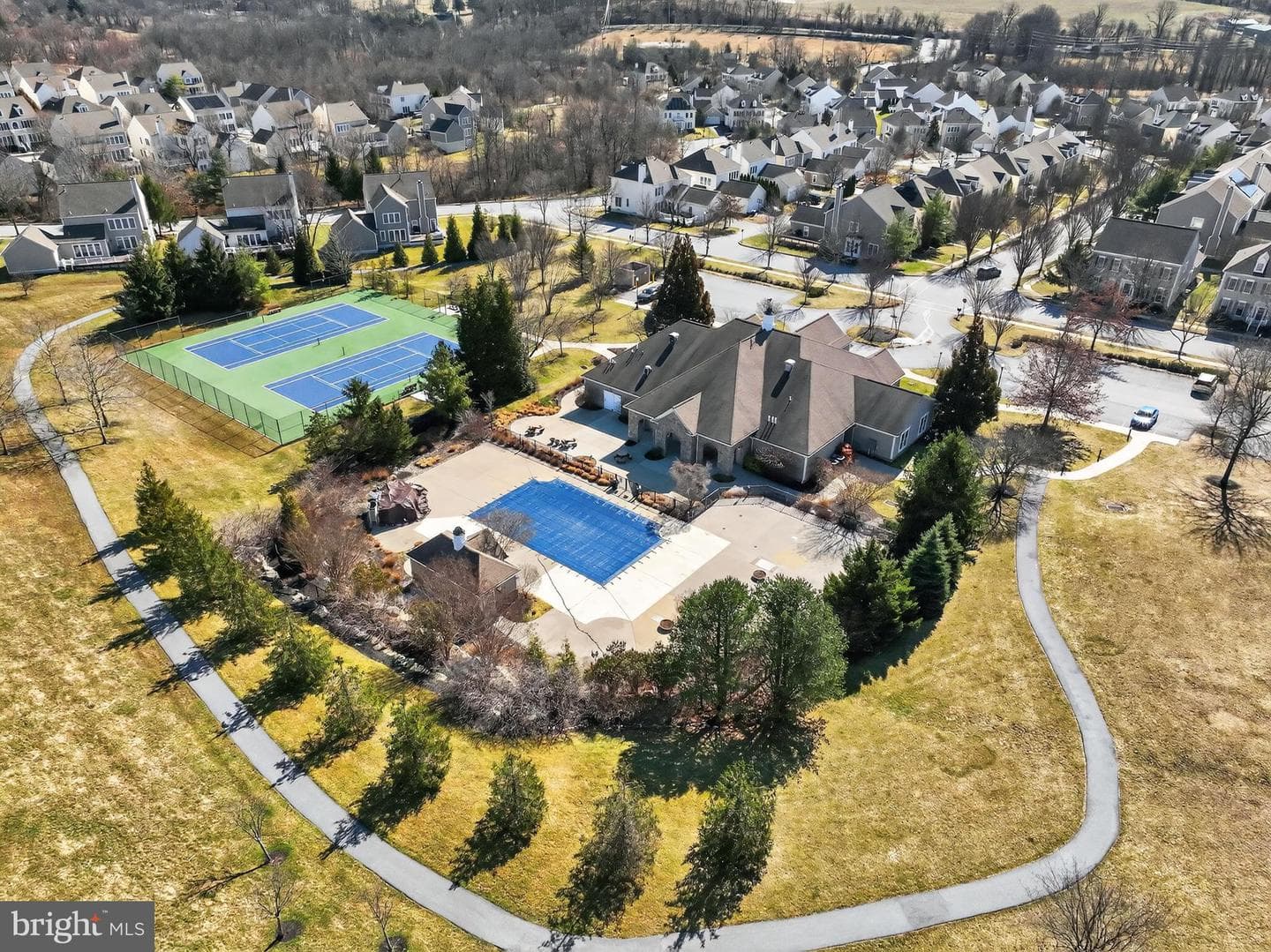 694 Churchill Road photo 49