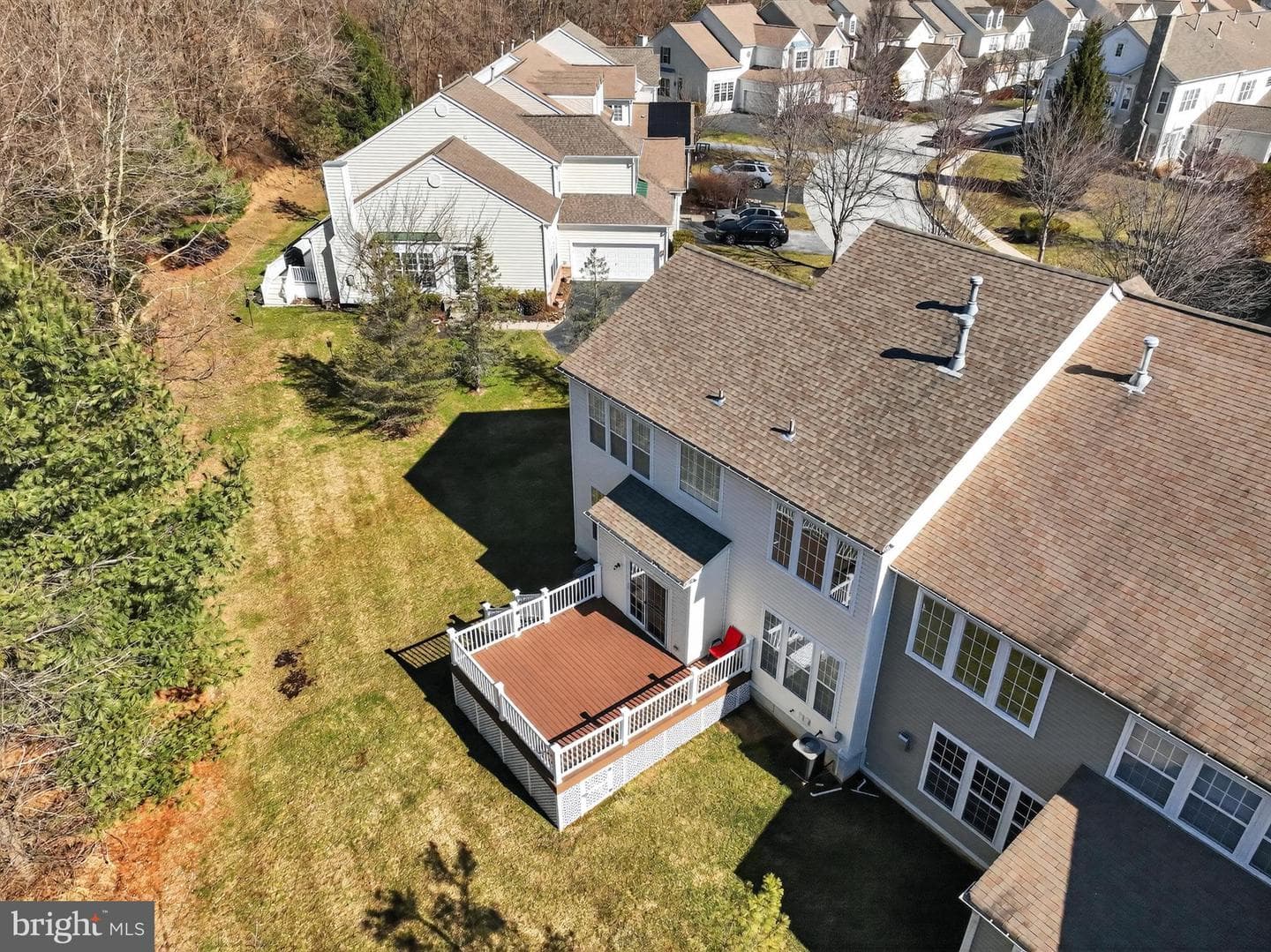 694 Churchill Road photo 8