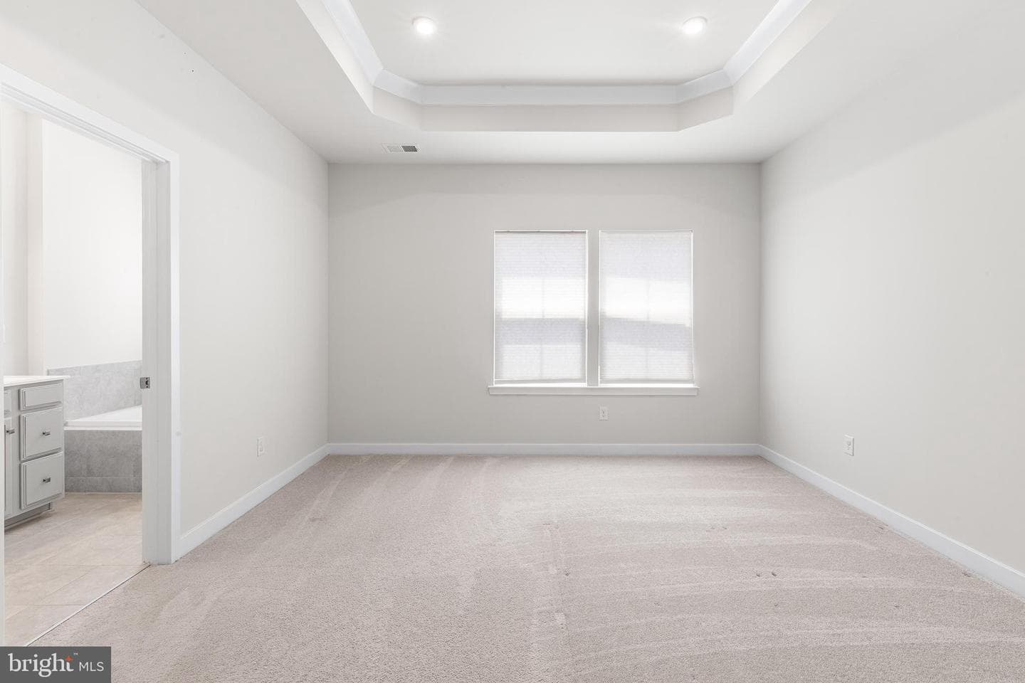 612 Holywell Drive photo 30
