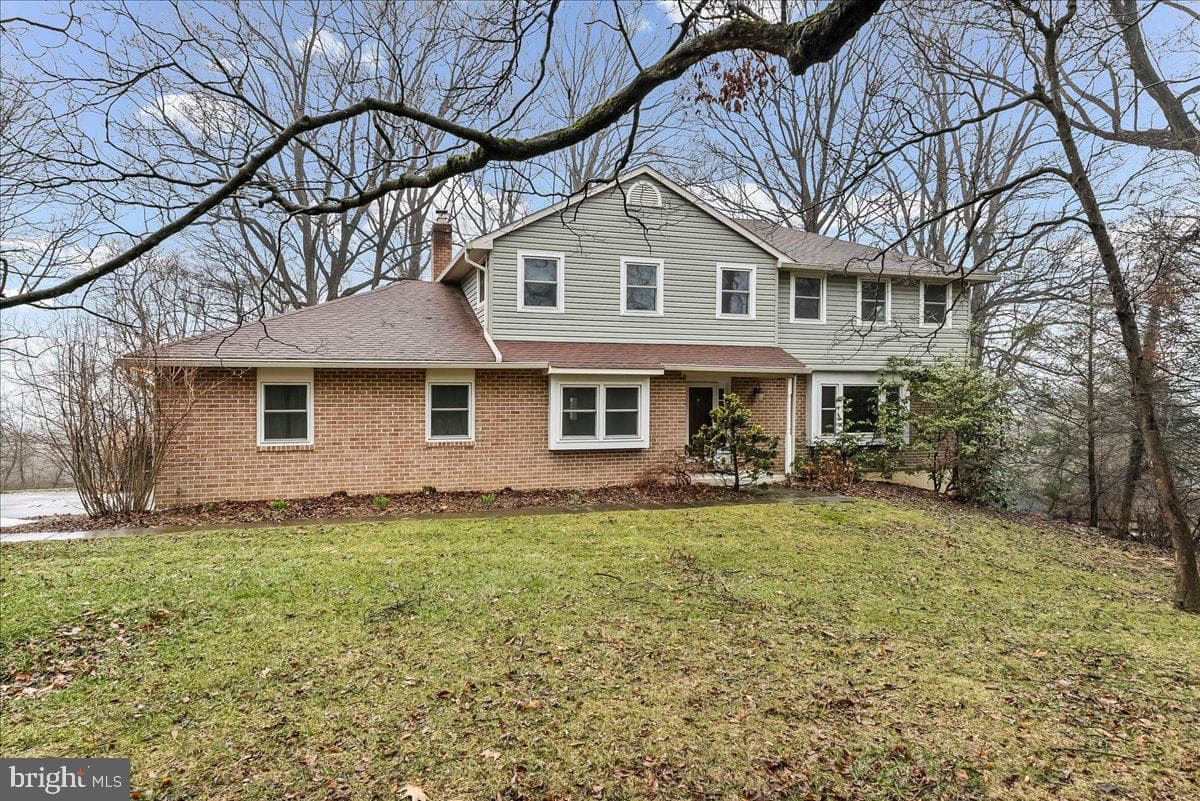 720 Brainerd Road photo 2