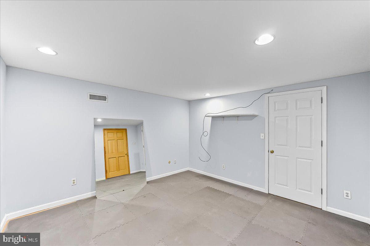 720 Brainerd Road photo 44