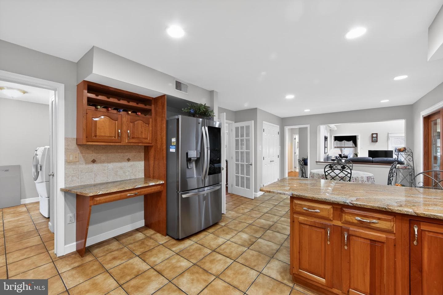 1533 Glenmont Lane photo 26