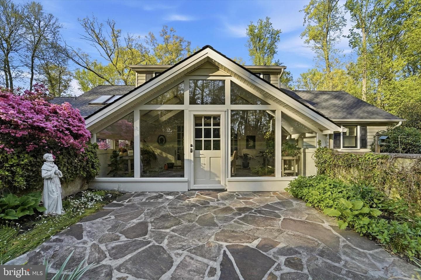 1 Oak Tree Lane photo 5