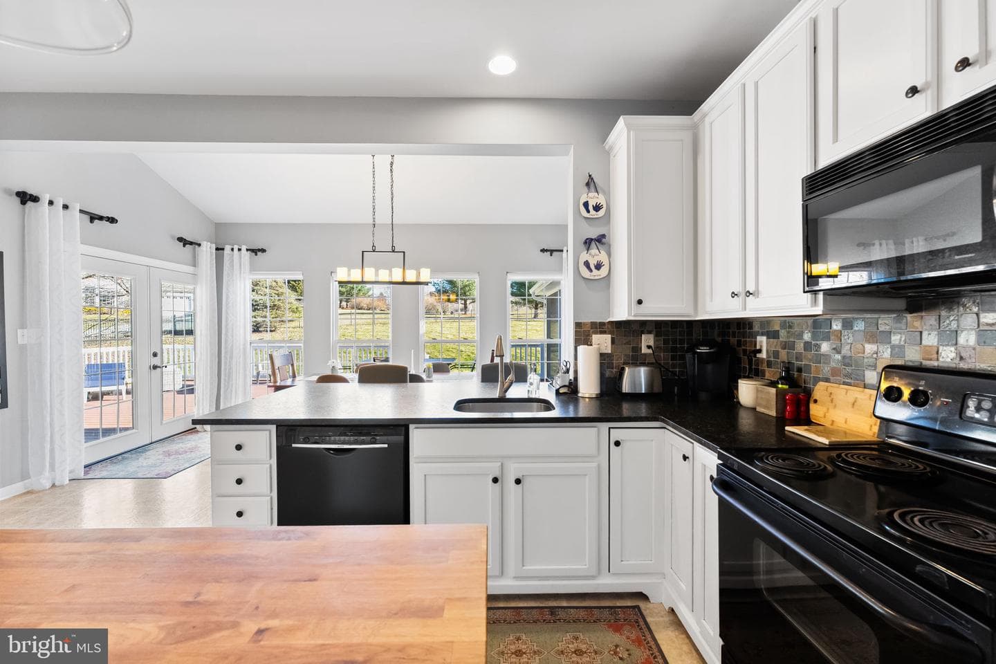 4 Mckean Circle photo 10