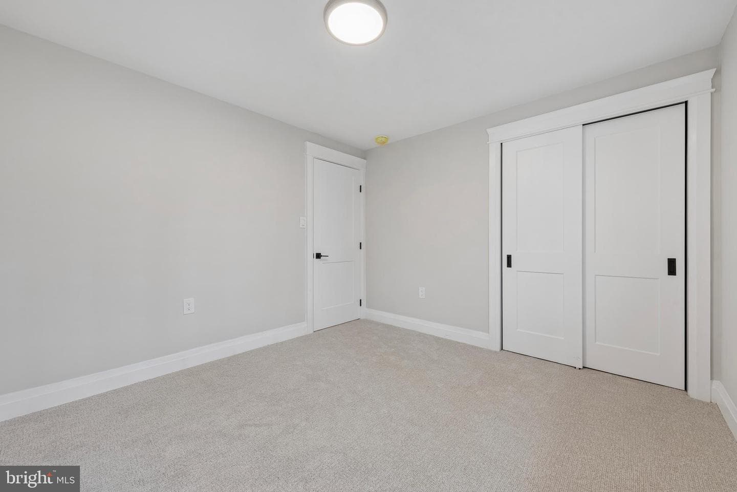 1473 Glenbrook Lane photo 28