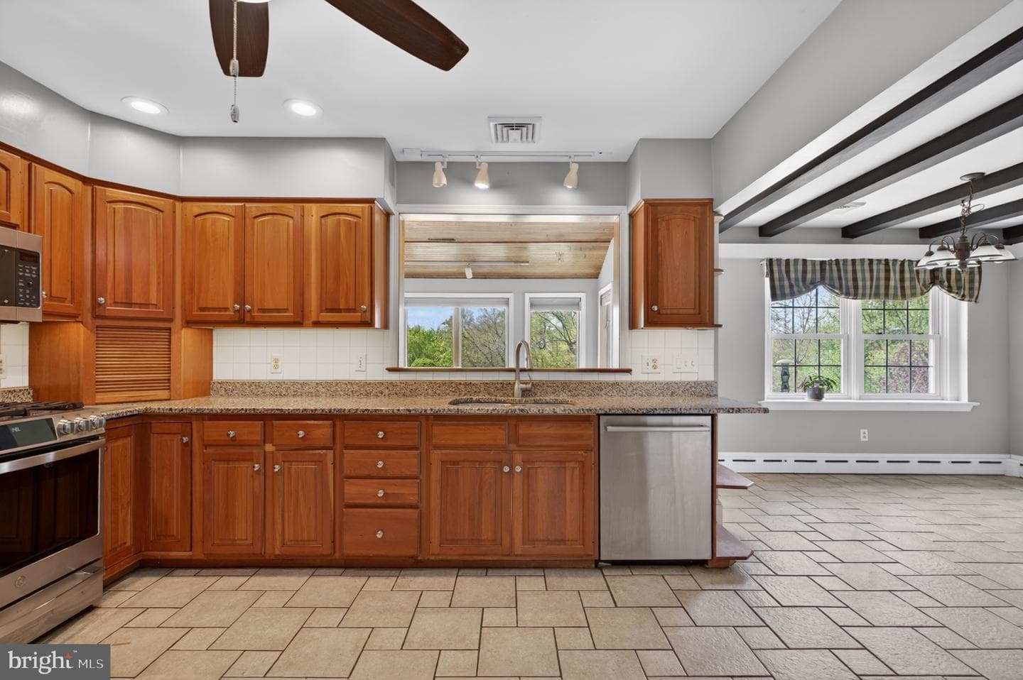 300 Sanatoga Road photo 27