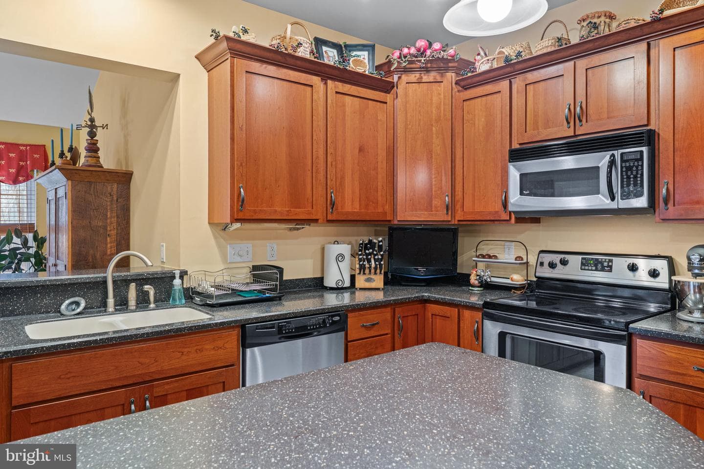 2881 Chestnut Hill Road photo 17