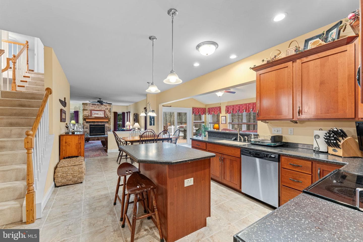 2881 Chestnut Hill Road photo 18