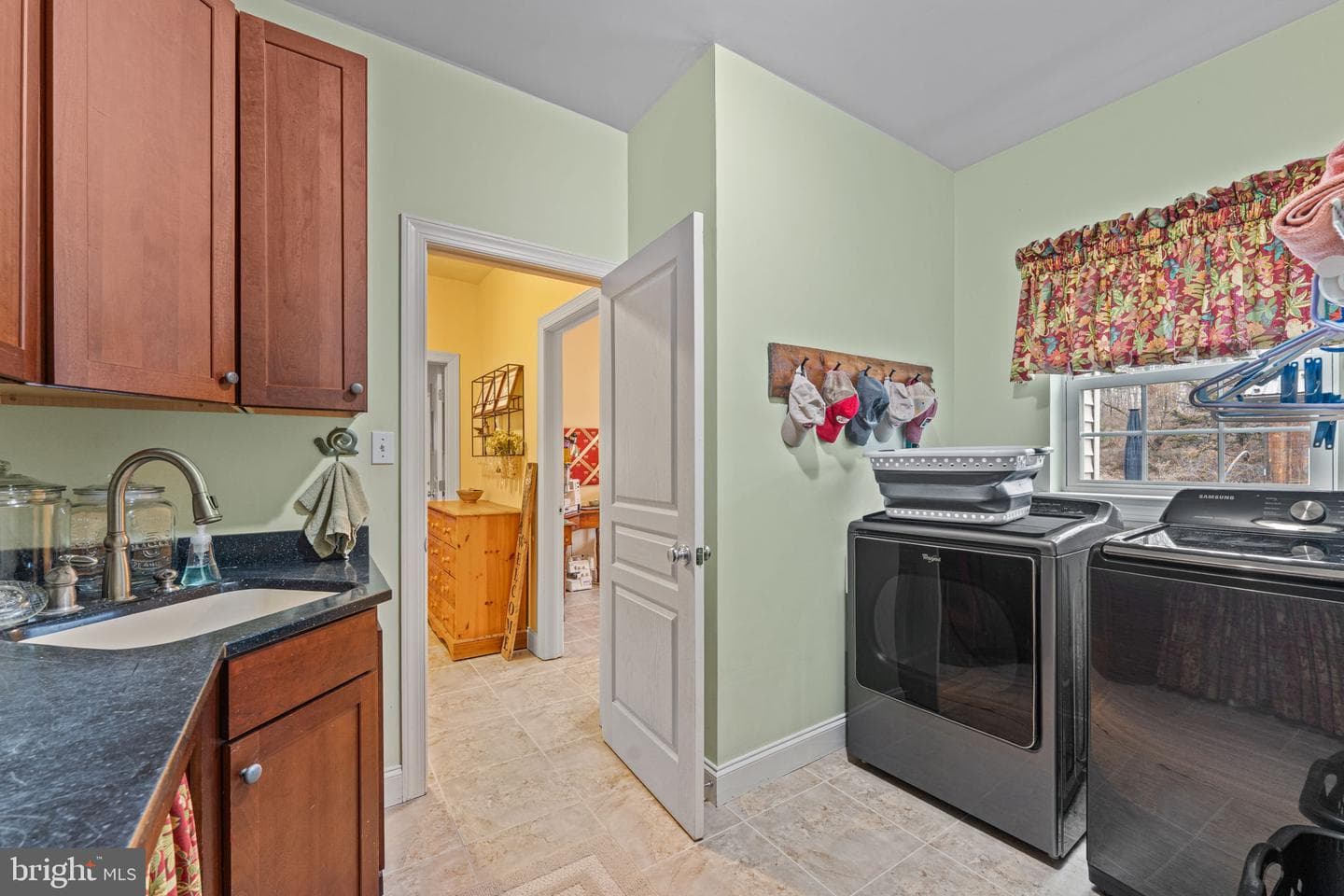 2881 Chestnut Hill Road photo 24