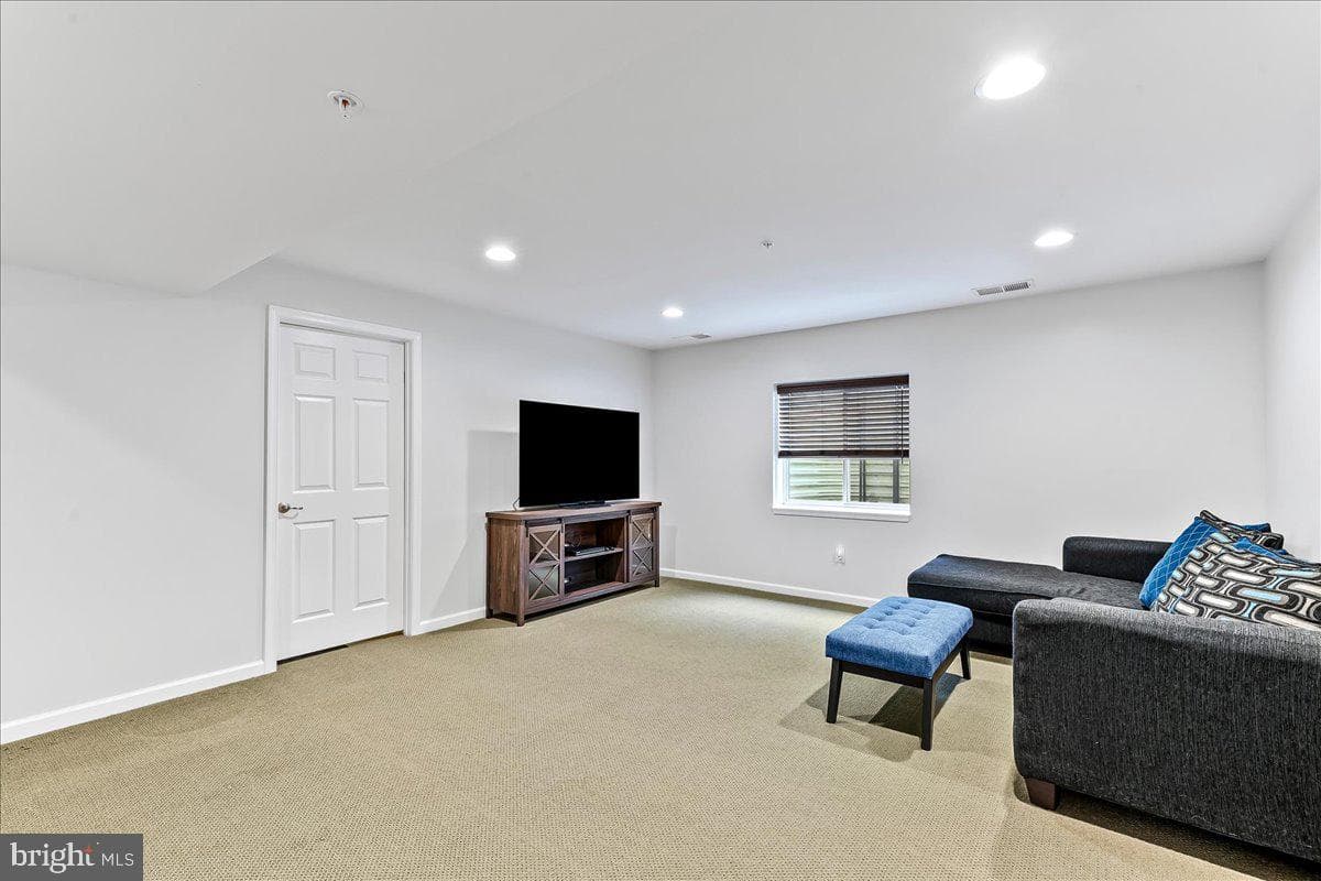 194 Tulsk Road photo 35