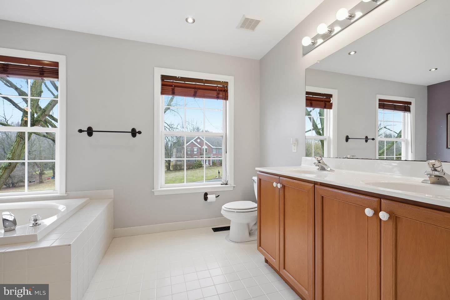 108 Cavender Lane photo 23