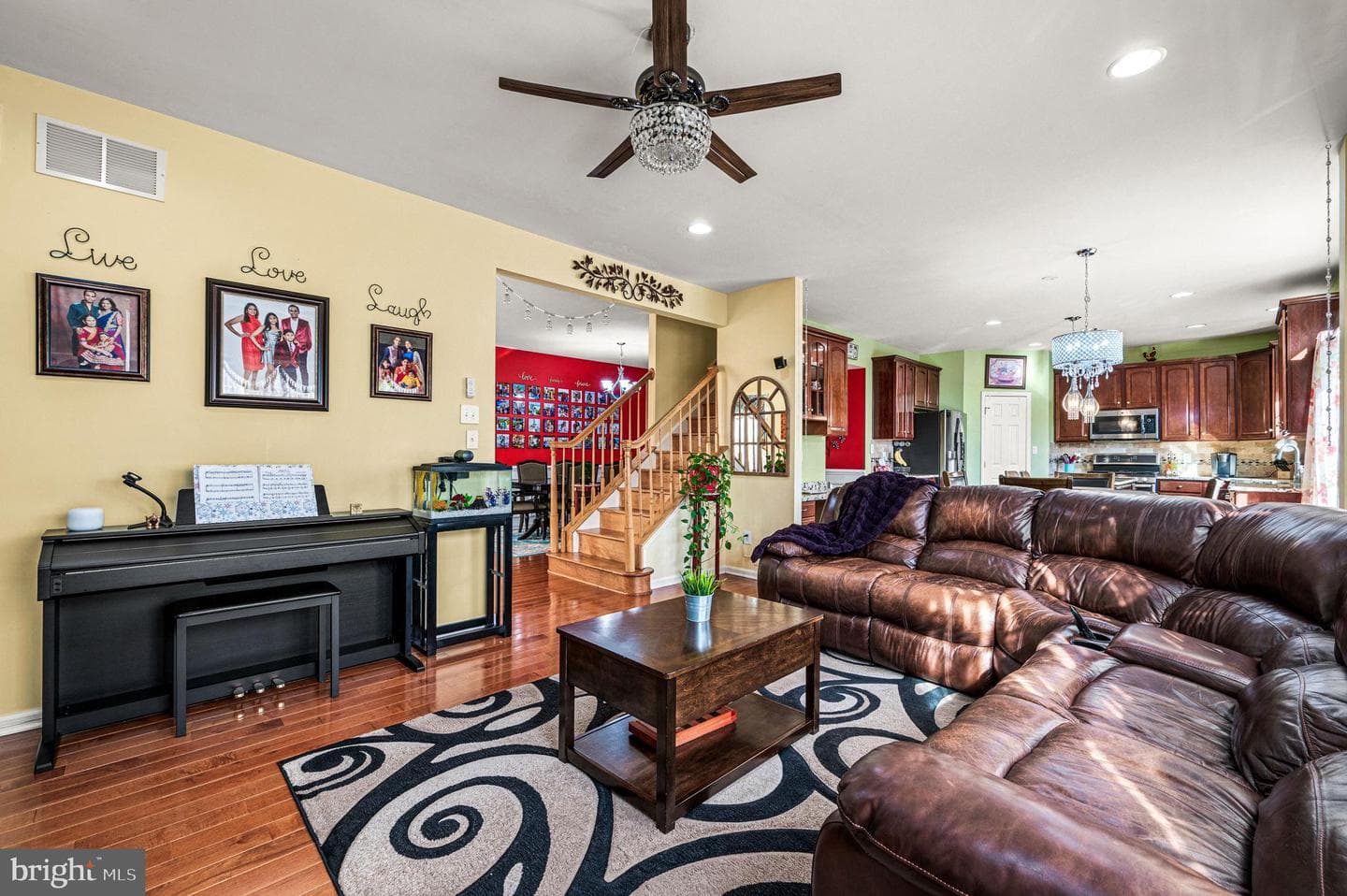 635 Sunderland Avenue photo 31