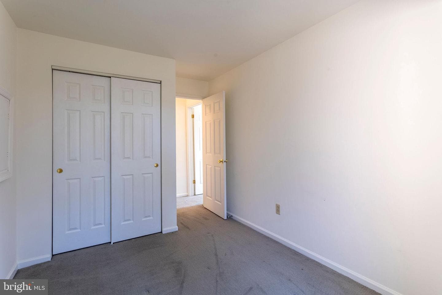 633 Washington Place #33 photo 16