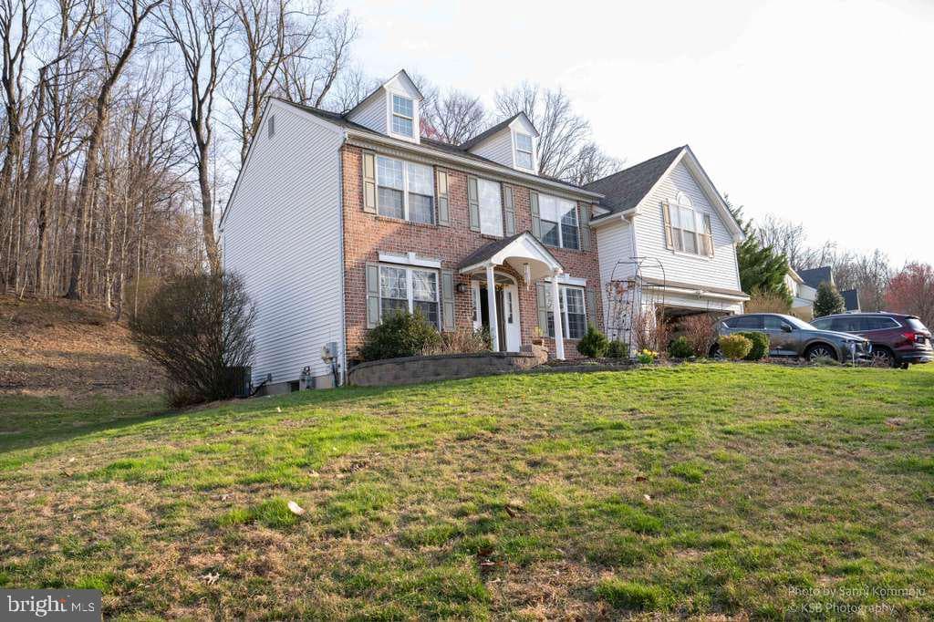 798 Southwind Lane photo 3