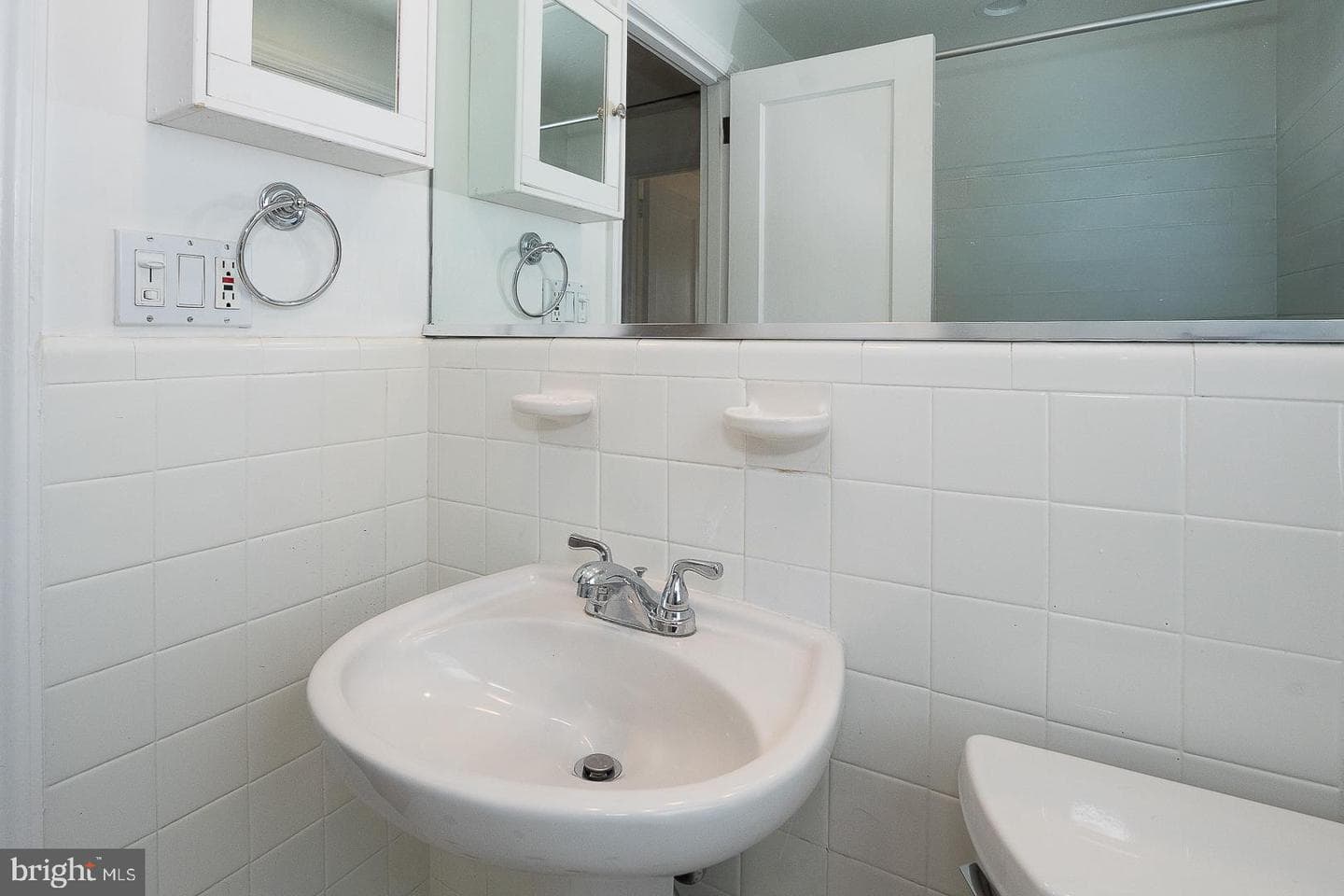 128 Homestead Road photo 23
