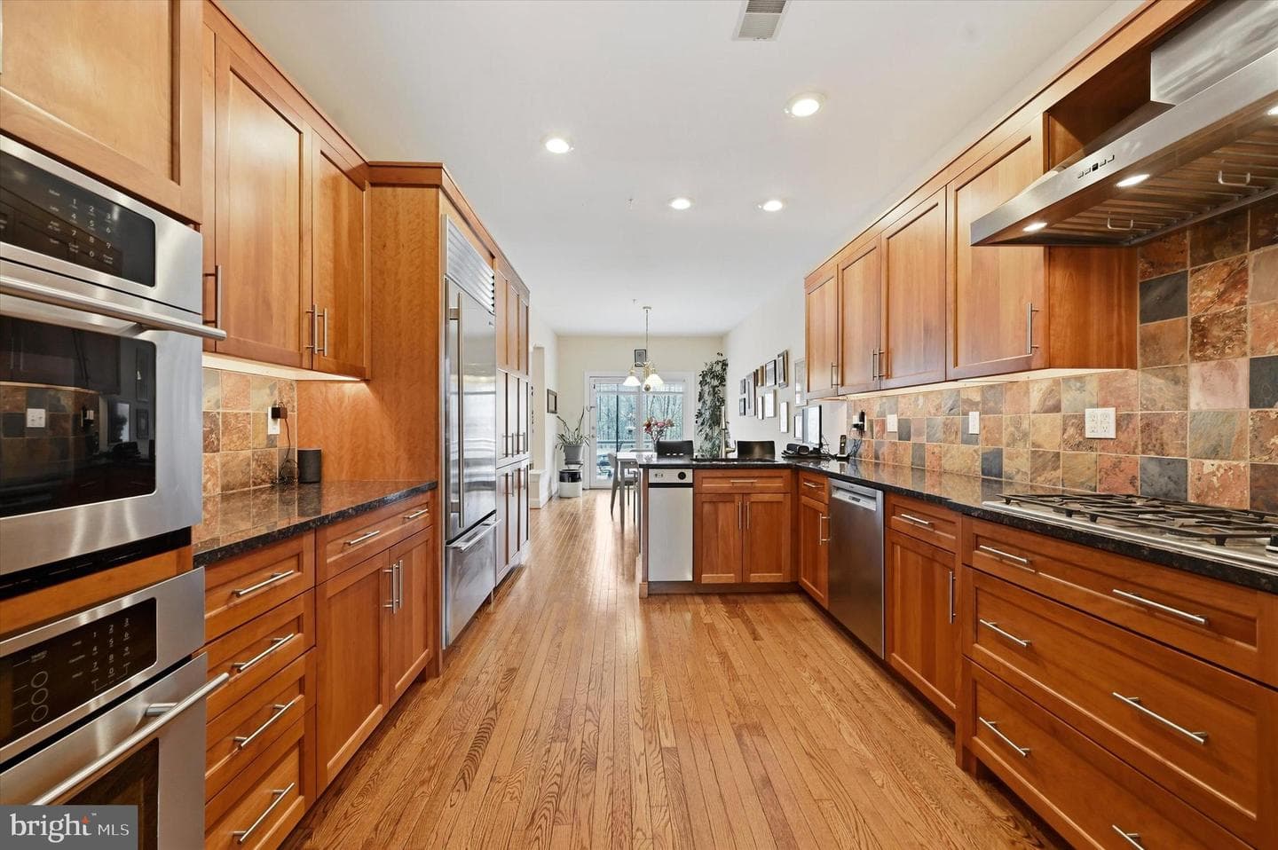 212 Cambridge Chase #13 photo 5