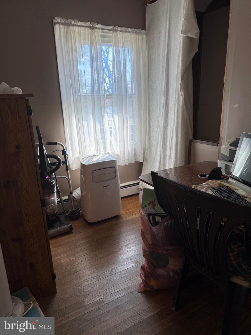 283 Kelton Road photo 16