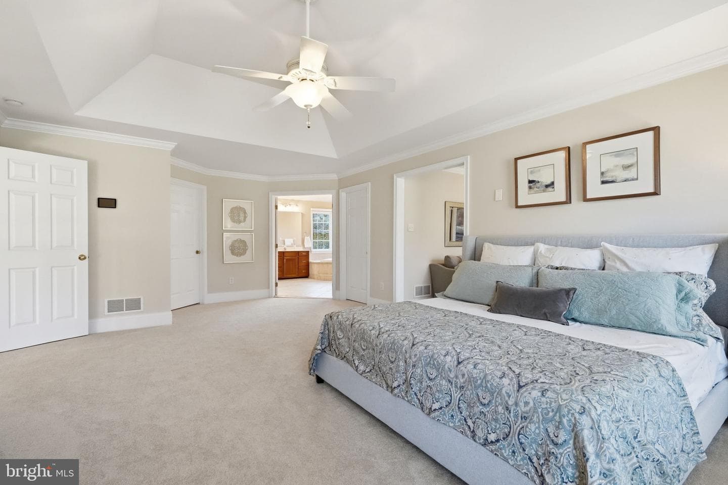 320 Tarbert Drive photo 30