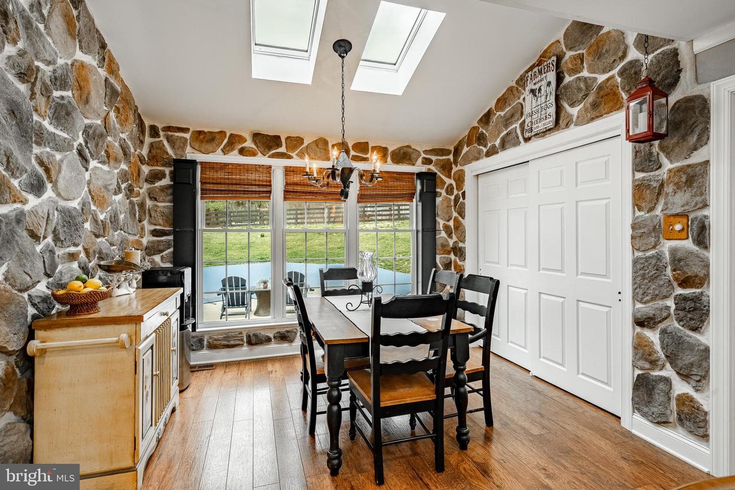 6 Greenridge Road photo 17