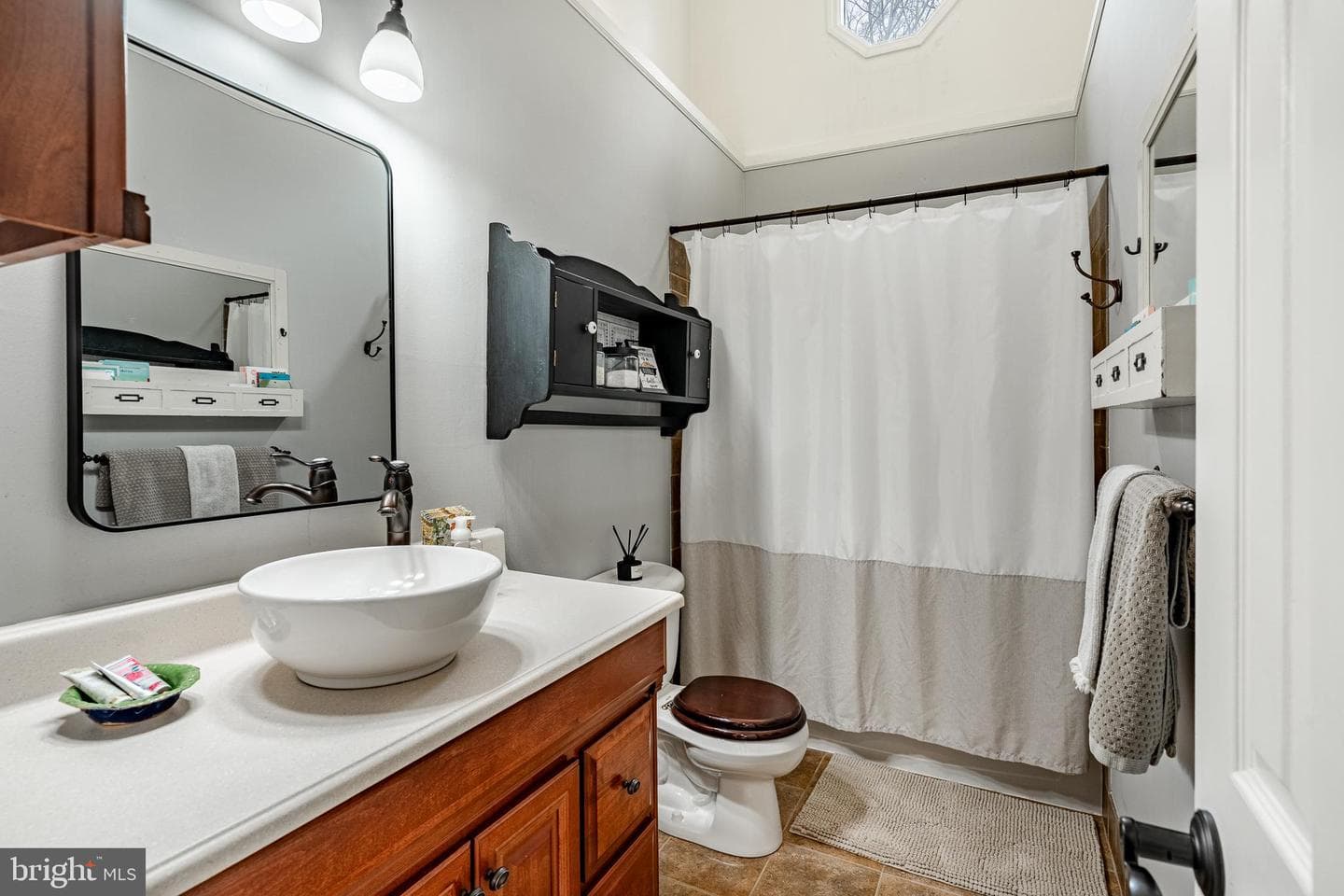 6 Greenridge Road photo 31
