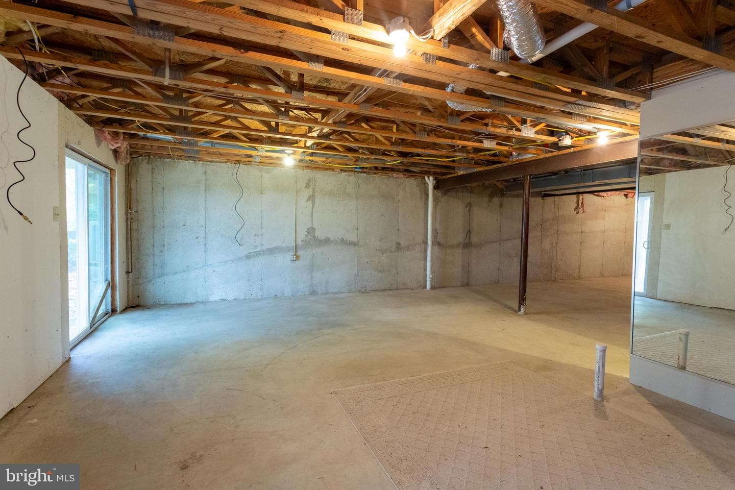 105 Yorktown Court photo 27