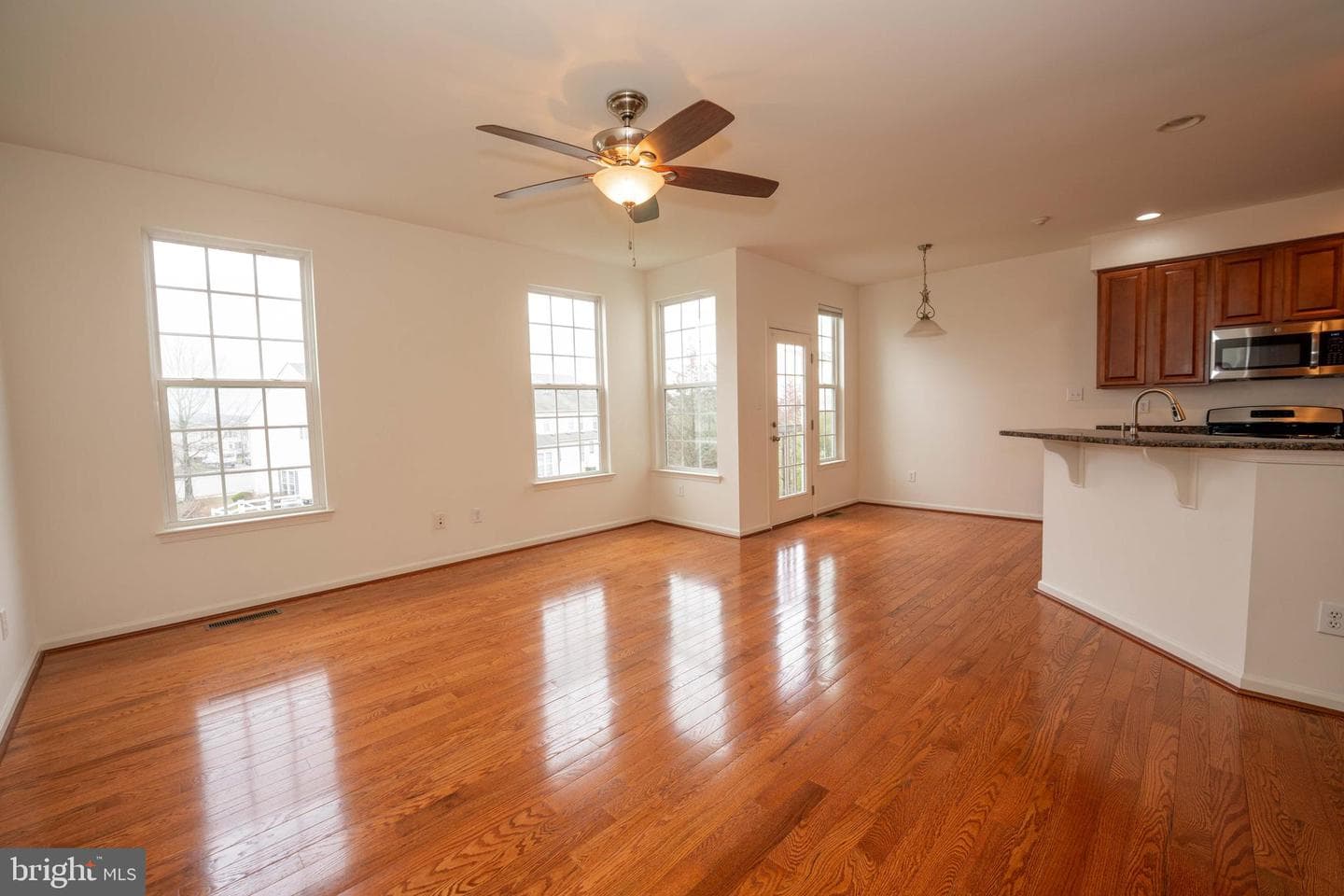 217 S Savanna Drive photo 8