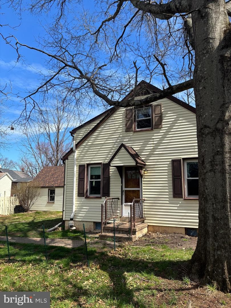 547 Broad Street photo 2