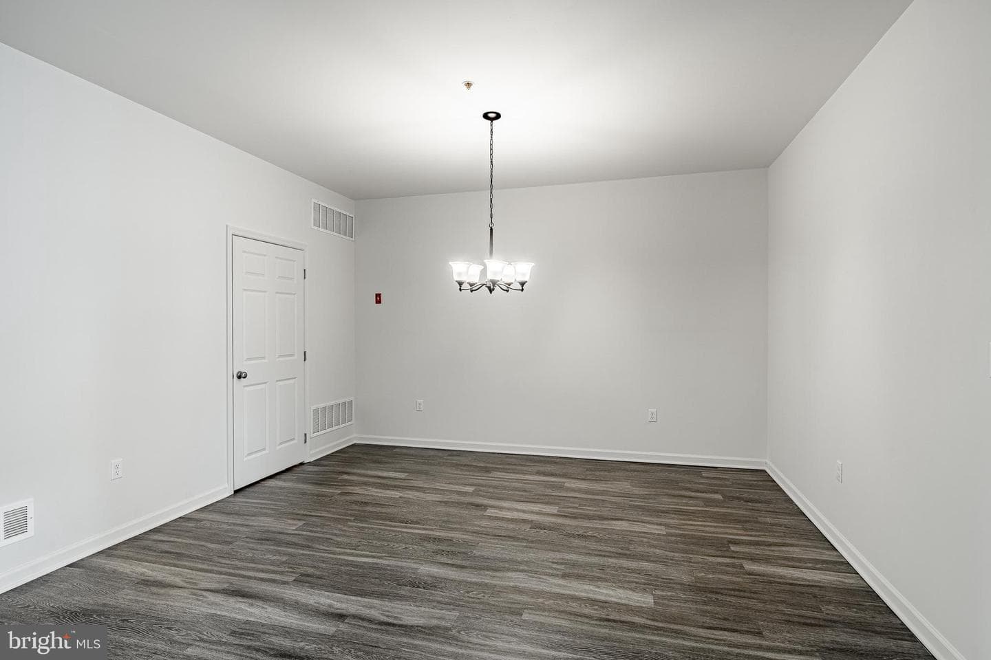 215 Rose View Drive photo 10