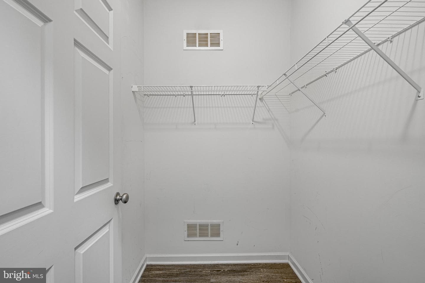 215 Rose View Drive photo 13