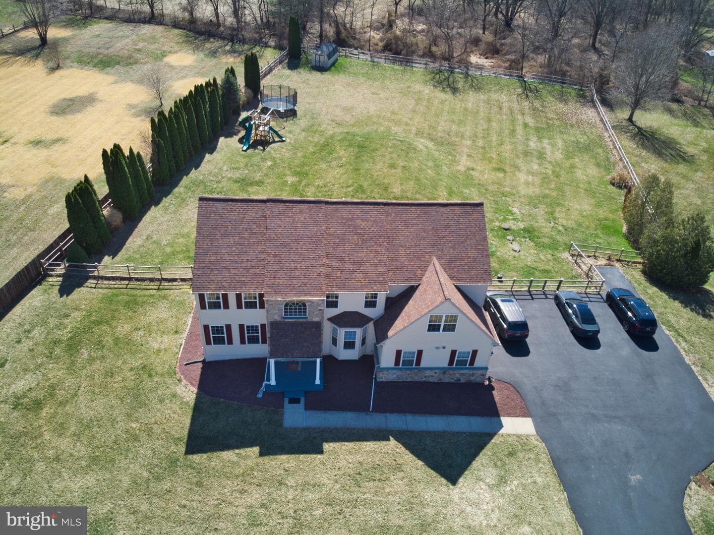 21 Meadow Lane photo 3