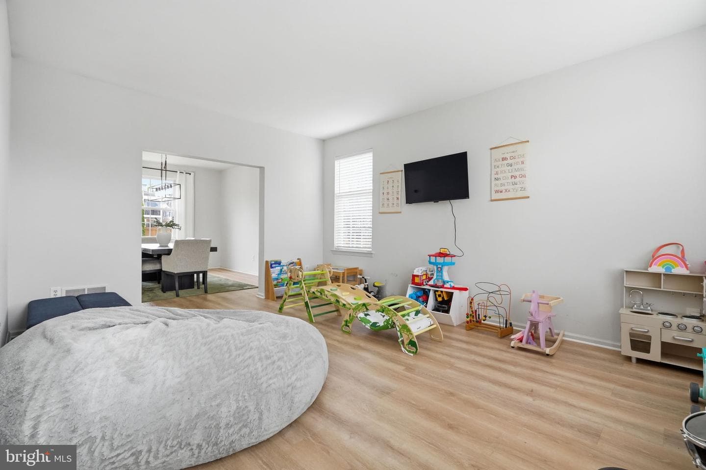 150 Durham Drive photo 18