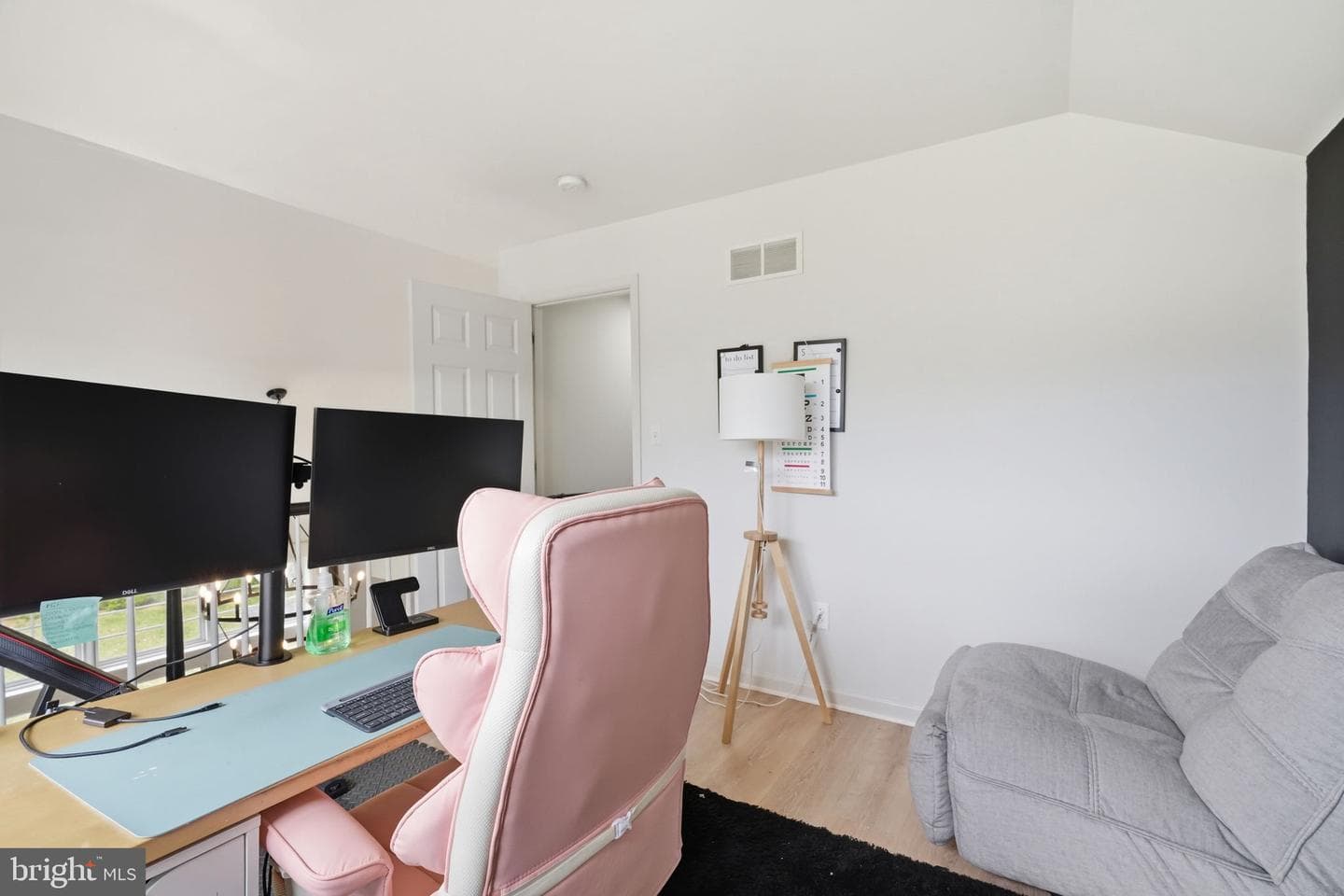 150 Durham Drive photo 32