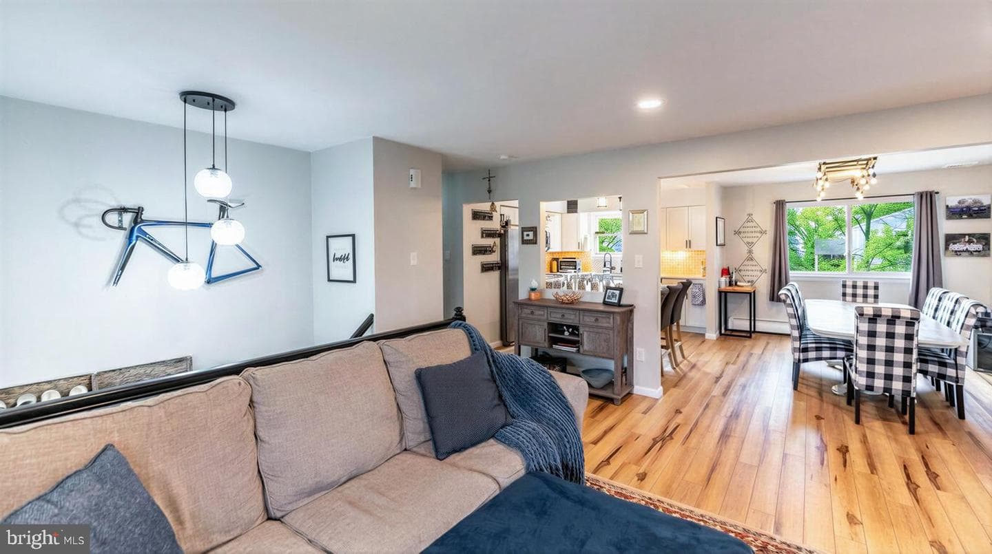 1227 Grandview Circle photo 6