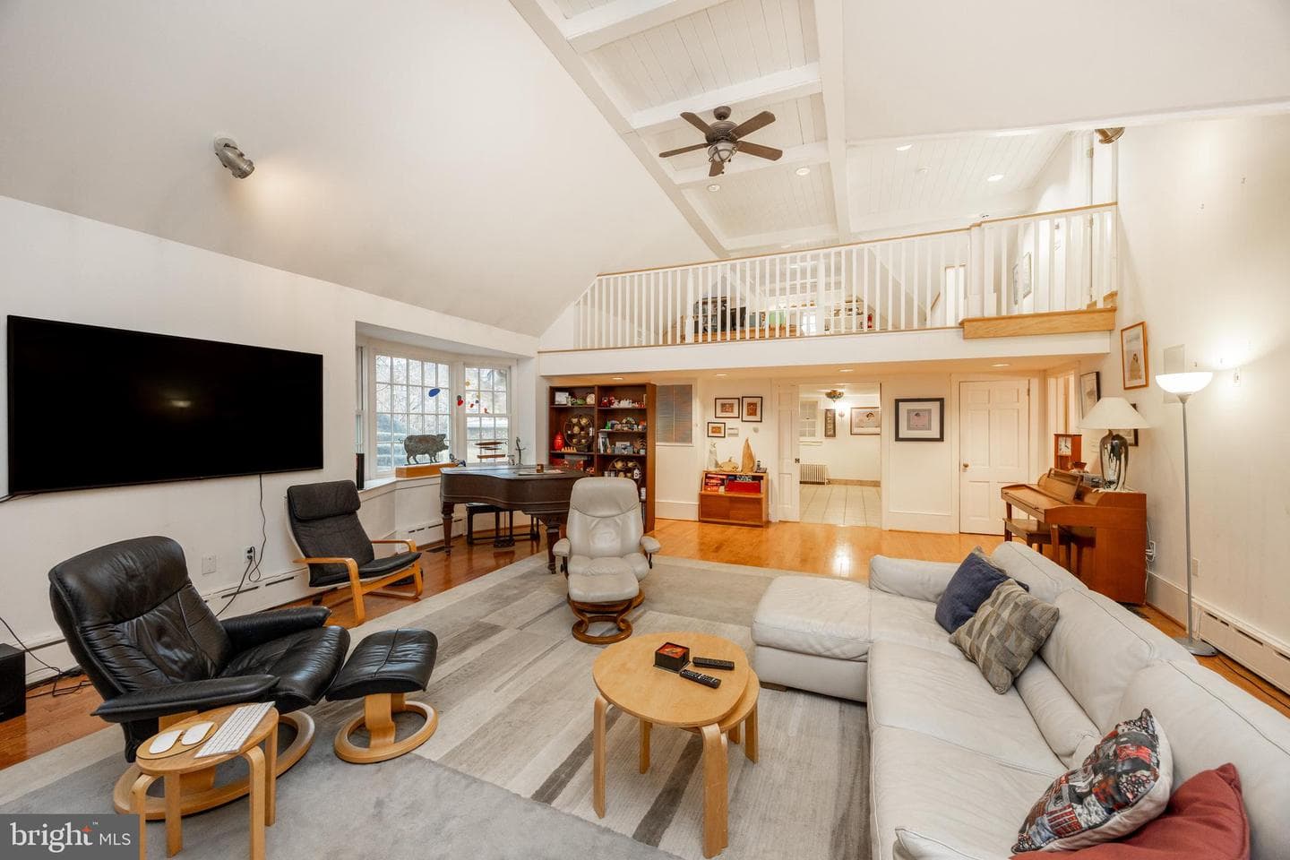 580 Reeds Road photo 36