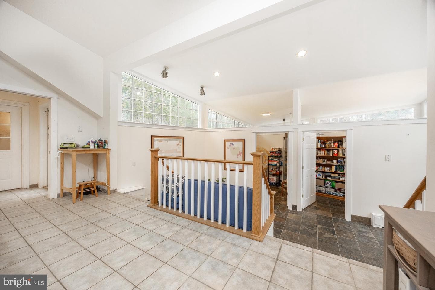 580 Reeds Road photo 46