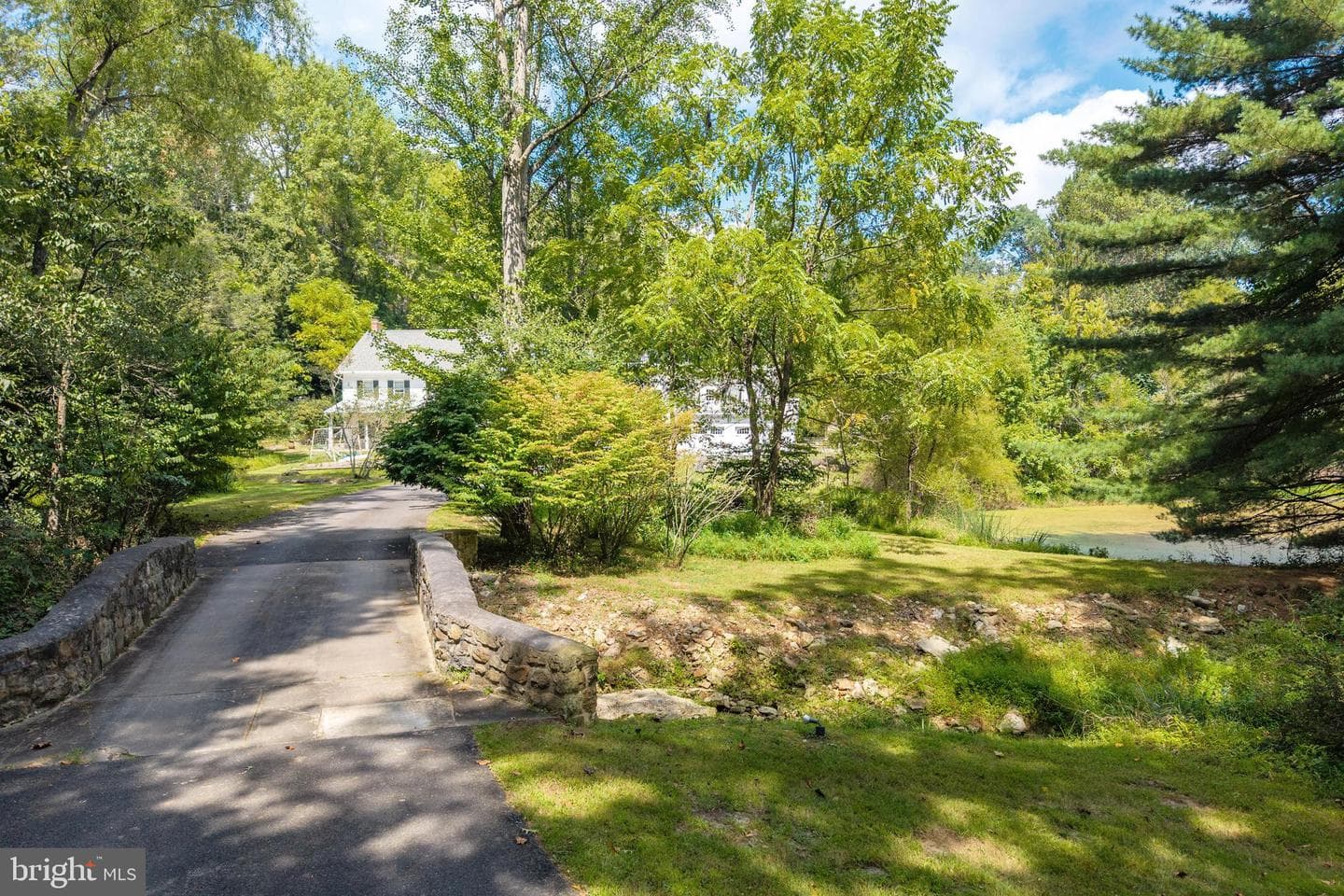 580 Reeds Road photo 80