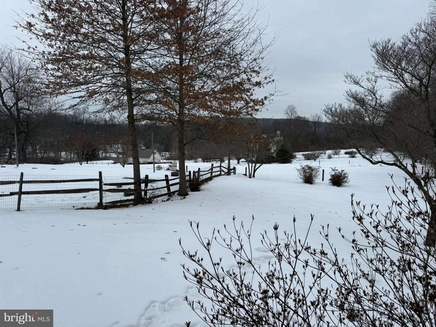 280 Mapleflower Road photo 30