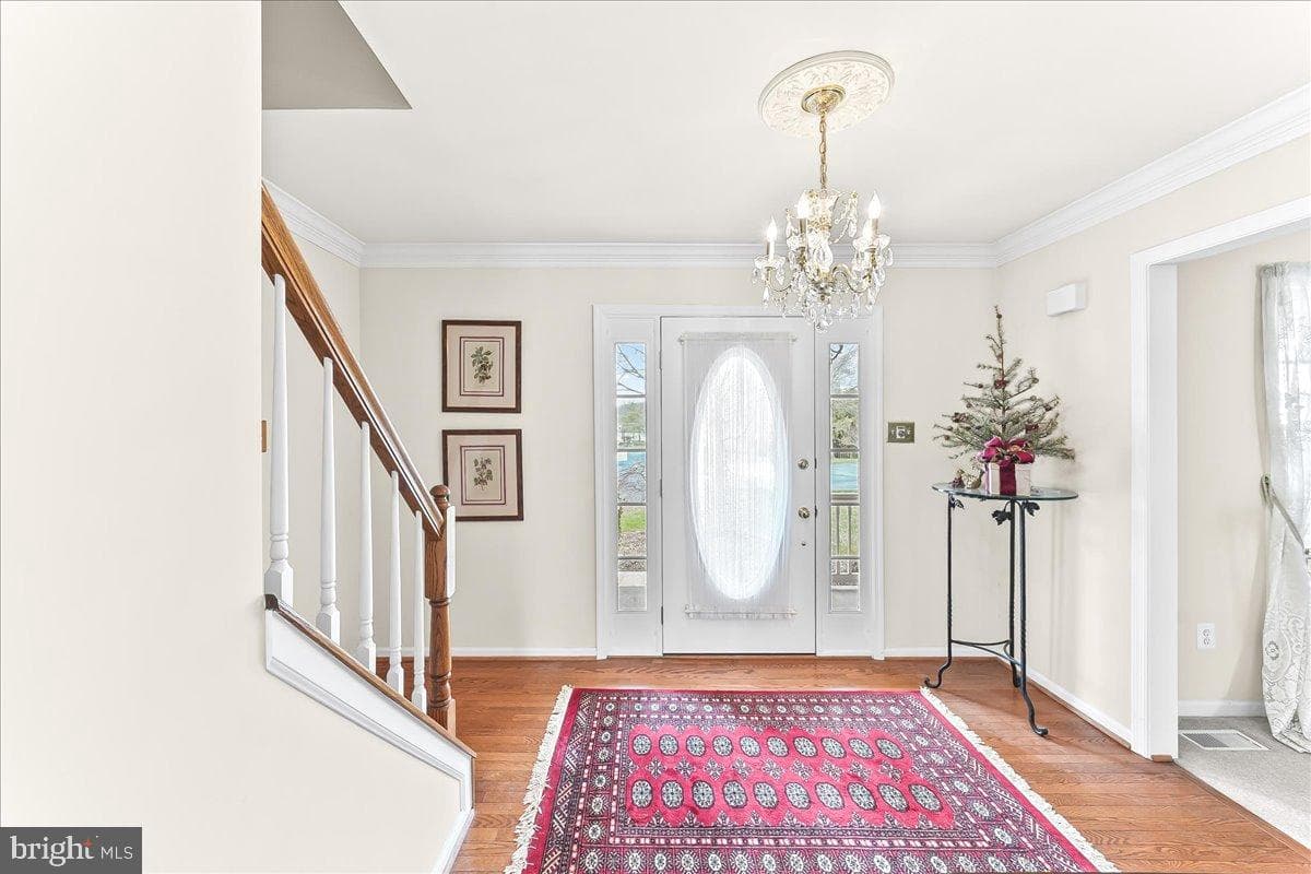 203 Balmoral Circle photo 6