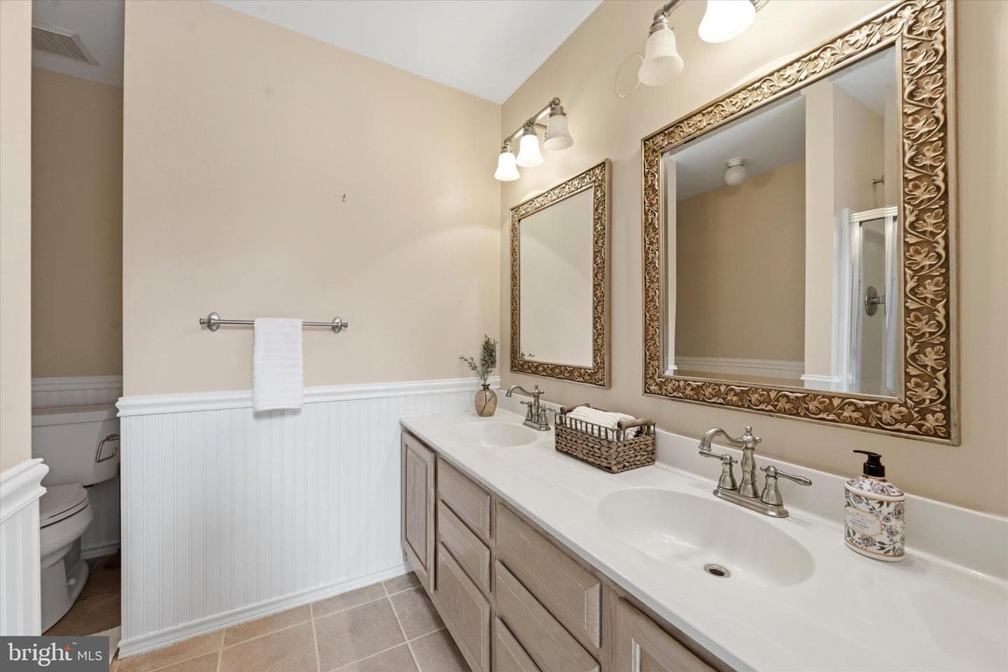 304 Huntington Court #62 photo 14