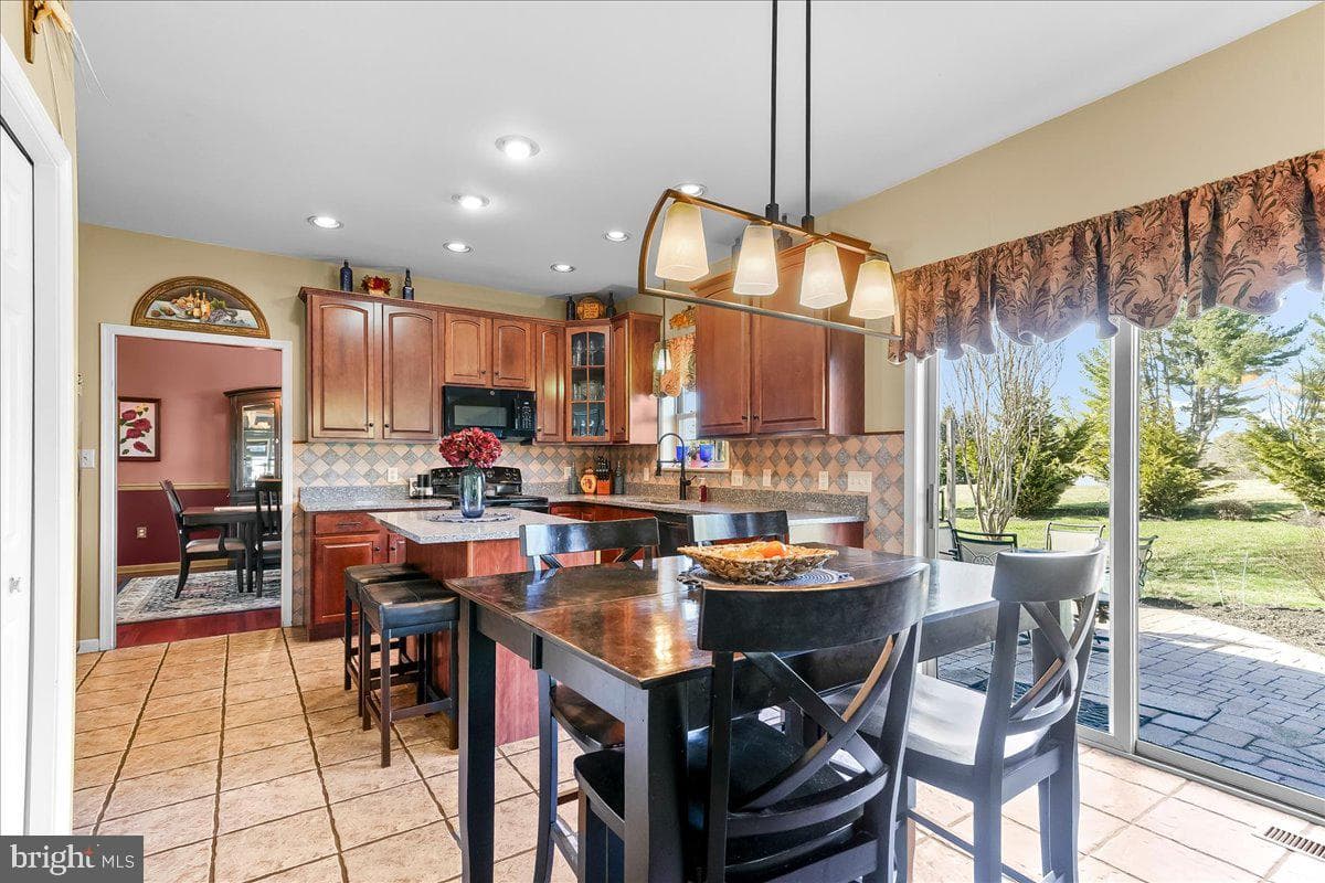 33 Bandon Circle photo 11