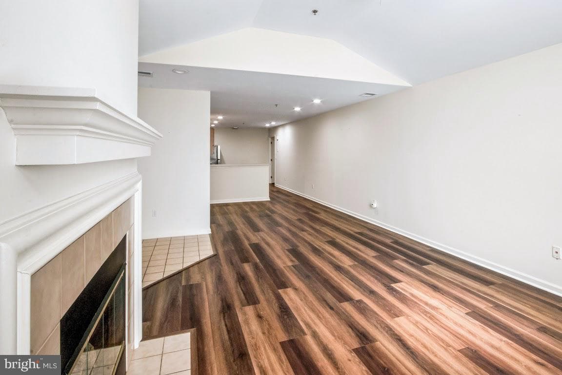 104 Village Way #16c photo 12