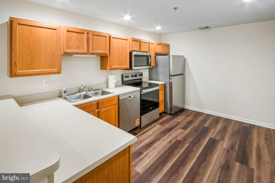 104 Village Way #16c photo 15
