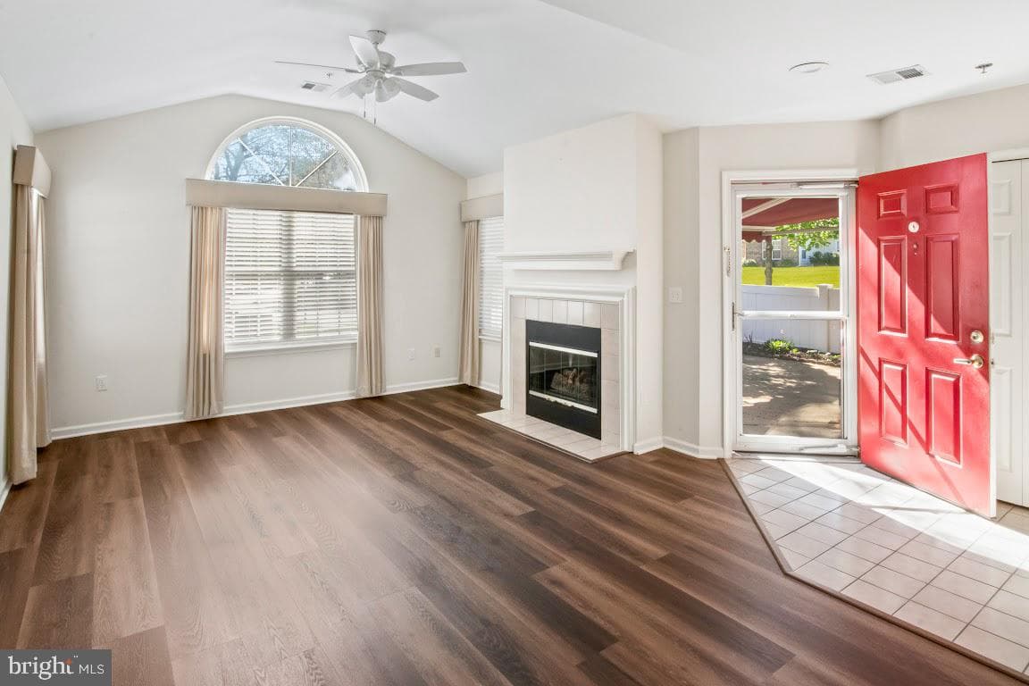 104 Village Way #16c photo 8